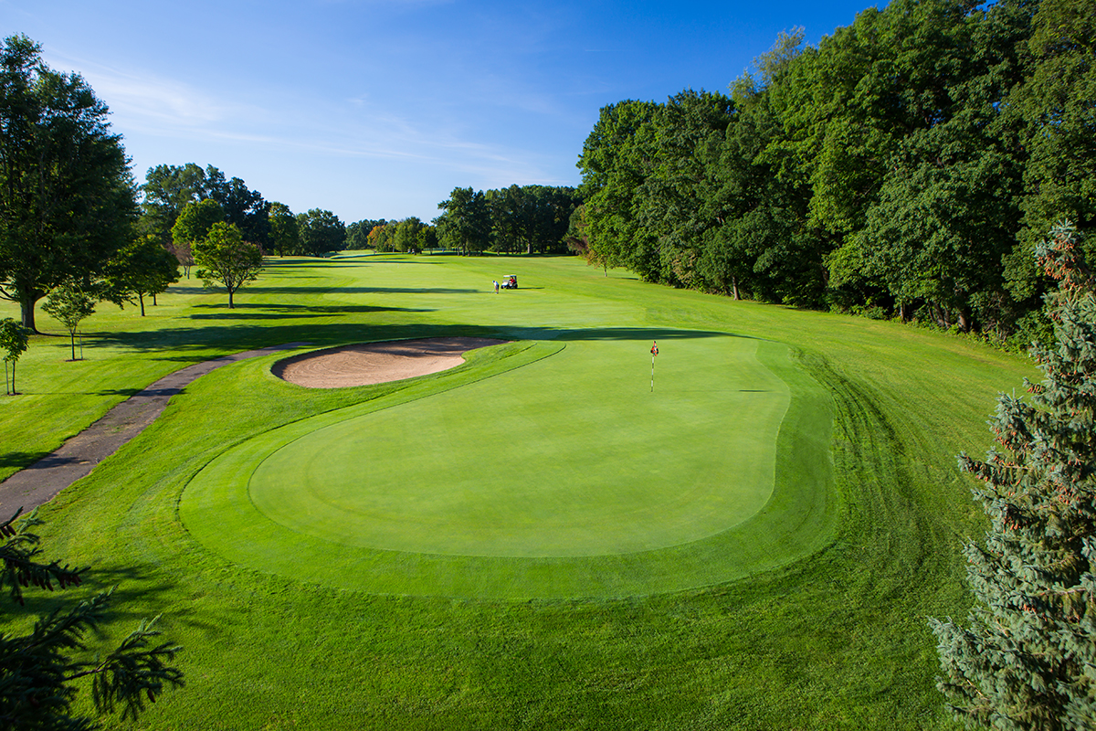 Golf Pro Shop, Course & Country Club Gull Lake View Golf Club & Resort